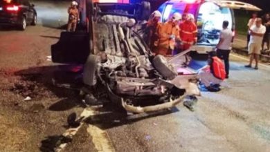 Photo of 疑失控翻车 司机身亡 前座乘客受伤