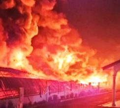 Photo of 家居用品店突发火患 火光冲天 无人伤亡