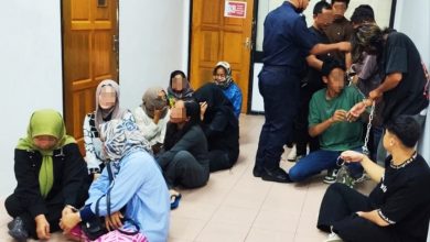 Photo of 没合法签证逾期逗留罪成 17印尼人判监罚款打鞭
