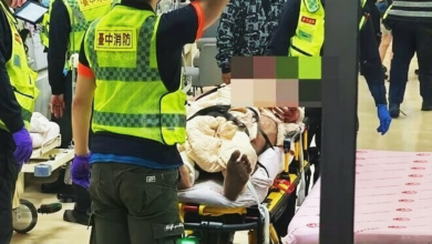 Photo of 持刀刺伤母亲 男子急诊室发狂大吼