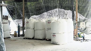Photo of 警捣毁非法石英加工厂 捕5人起516万器材原料