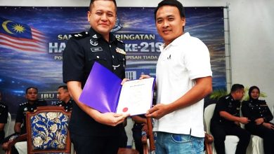 Photo of 联手警方擒匪 2男获表彰