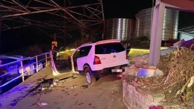 Photo of 台中爆红夜景餐厅意外 车轮悬空下车查看 司机被压生命垂危