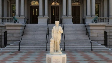 Photo of 重塑历史文化形象 特朗普政府在白宫竖立哥伦布雕像