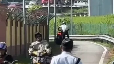 Photo of 警方派礼包误为“路障” 骑士心虚掉头自撞翻车