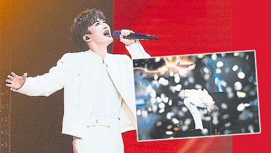 Photo of 周深绕路谢粉丝 鞠躬30秒太暖了
