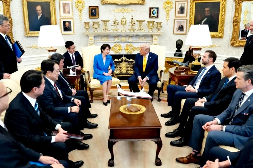 白宫释出“特高会”热络画面特朗普亲迎拥抱高市乐开怀| 国际| 2026-03-23 – 光明日报