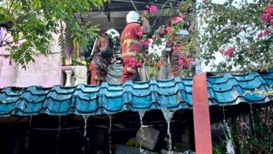 Photo of 灵市默丹花园火灾 2排屋烧毁