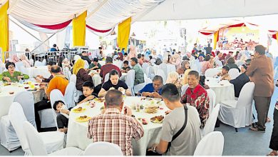 Photo of 阔别6年 官民同庆 玻王宫开斋节宴复办