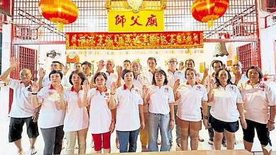 Photo of 日落湾师父庙理事就职 李成俊蝉联主席