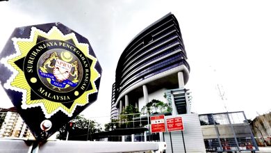 Photo of 2男涉贿百万被捕