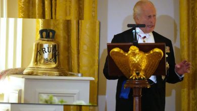 Photo of 【英王访美】英王赠与特朗普同名 海军船钟又送笑梗 “give us a ring”