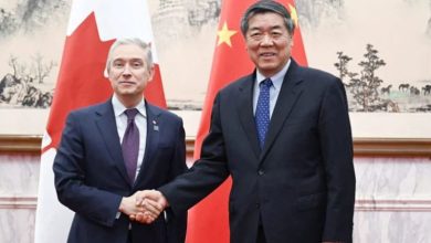 Photo of 中副总理会面加财长 深化 经贸金融合作