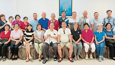 Photo of 22榕桔中华学生 逾半世纪再相聚