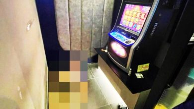 Photo of 长时间玩 身体不适 男子倒毙老虎机前