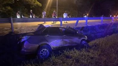 Photo of 凌晨返家路变黄泉路 轿车坠深沟1死1伤