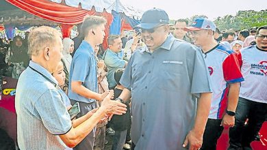 Photo of 首长：可短时间往返通勤 甲暂不落实居家办公