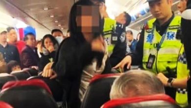 Photo of 视频〡起飞前打电话与乘客起冲突 中国女子大骂机组人员仅说英文