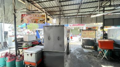 Photo of 纽冷2小贩火拼 鱼头米粉贩被砍伤 肉骨茶贩当场被捕