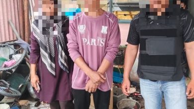 Photo of 夫妇邀亲戚吸毒 一家五人通通上警车