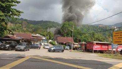 Photo of 槟岛垄尾火灾 木屋冒出滚滚浓烟