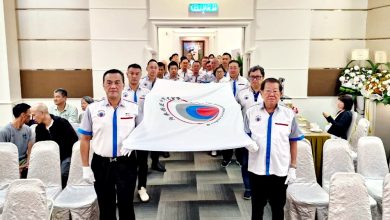 Photo of 为国为华教鞠躬尽瘁 各社团亲友送别刘磐石