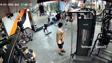 Photo of 19岁少女健身重训意外 160公斤杠片砸腿双膝骨折