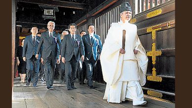 Photo of 日逾百议员参拜靖国神社