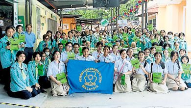 Photo of 韩中女童军 访老人院为7寿星庆生