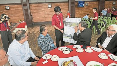 Photo of 陆兆福牵线实现承诺 陈志远百万捐培中