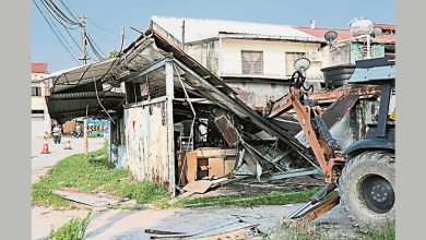 Photo of 占用政府道路保留地 乌鲁音峇鲁大街咖啡店被拆