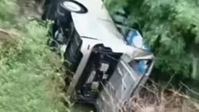 Photo of 广西载15人皮卡坠河 至少1人死9人失联