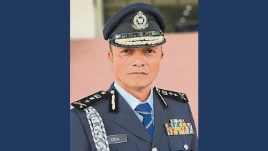Photo of 养母阻与男友外出 少女情绪失控自残