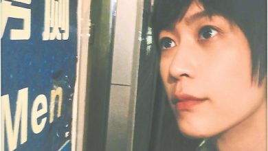 Photo of 五月天阿信玩大了 公厕打卡