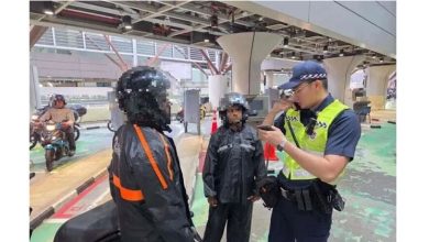 Photo of 大士关卡取缔违规摩多 14人无照驾驶