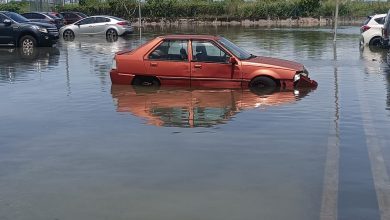 Photo of 大涨潮遇暴雨 五条路彩虹公寓停车场变“水池”