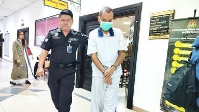 Photo of 宿舍内非礼男学生 教师监16年打10鞭