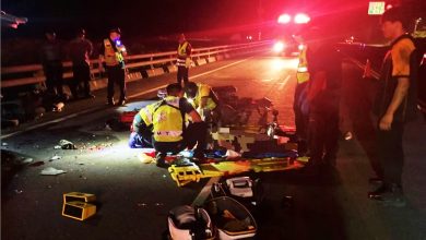 Photo of 骑摩多买晚餐回程 撞路旁工程车 夫妻双亡