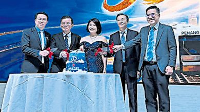 Photo of 【中国南航槟城营业部35周年宴】曹观友:局势不稳燃油价涨 航空公司须不断应变