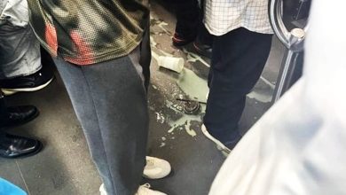 Photo of 打翻饮料直接走人 同车厢乘客鞋裤遭殃