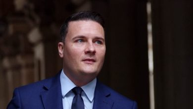 Photo of 英首位内阁成员辞职  指对斯塔默领导失信心