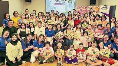 Photo of 武拉必母亲节花艺体验活动 孩子制花束送妈妈