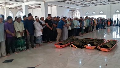 Photo of 5车连环撞5死案 | 合葬癌逝老父墓旁 一家四口入土为安