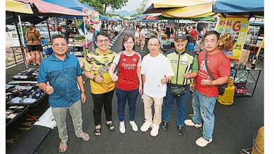 Photo of 怡花园东区夜市搬新址 首晚人潮旺生意红火