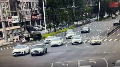 Photo of 车失控撞电动脚车  母子1死2伤