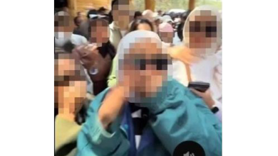 Photo of 大马游客中国行引争议 捂鼻高喊“好臭不洗澡”