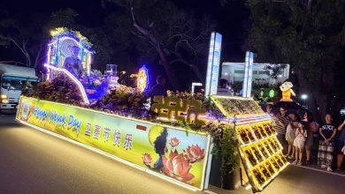 Photo of 佛陀舍利子登上花车 吉打迎佛游行超震撼