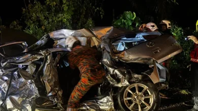 Photo of 与载榴梿罗里相撞 轿车4男2死2伤