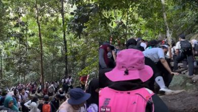 Photo of 登山也“塞车”！拿督山人潮挤爆现长龙