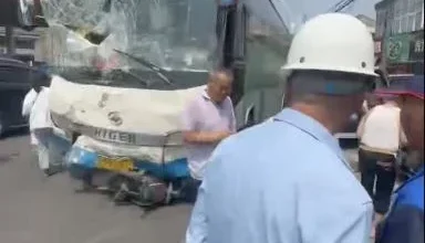 Photo of 司机突晕厥 旅游巴失控酿2死2伤